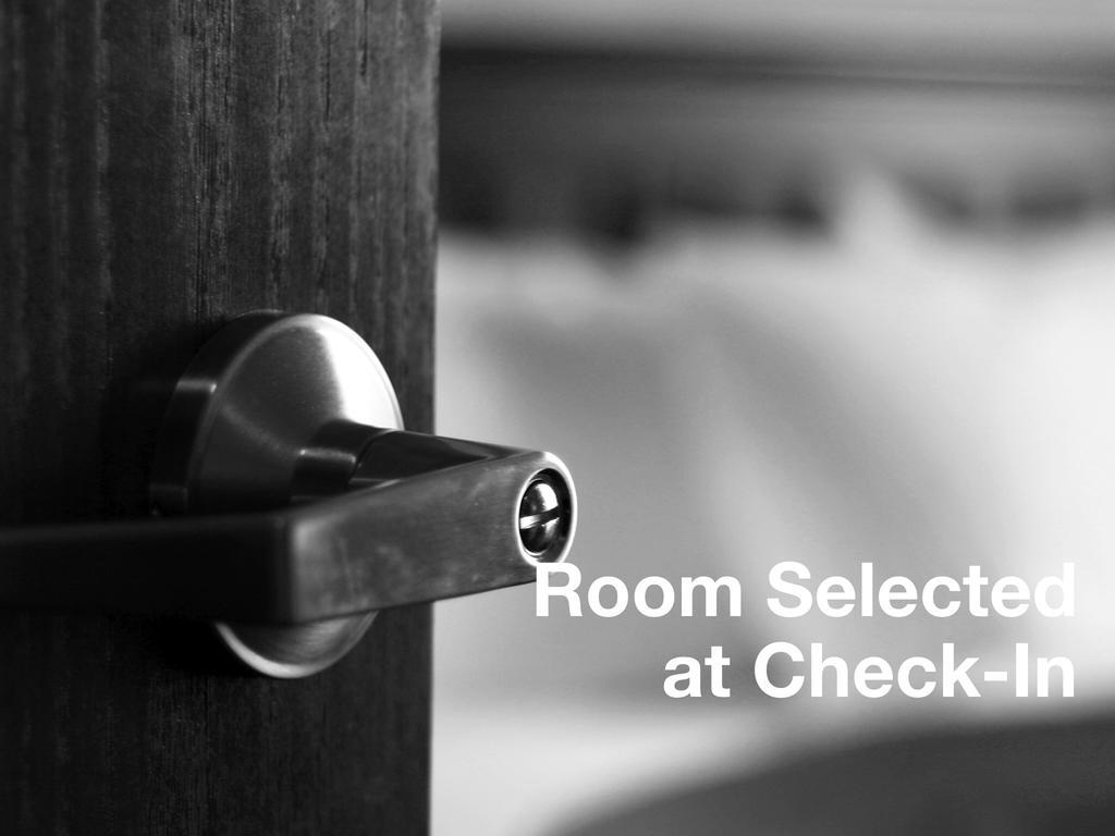 Aparthotel Arlington Place 4*
